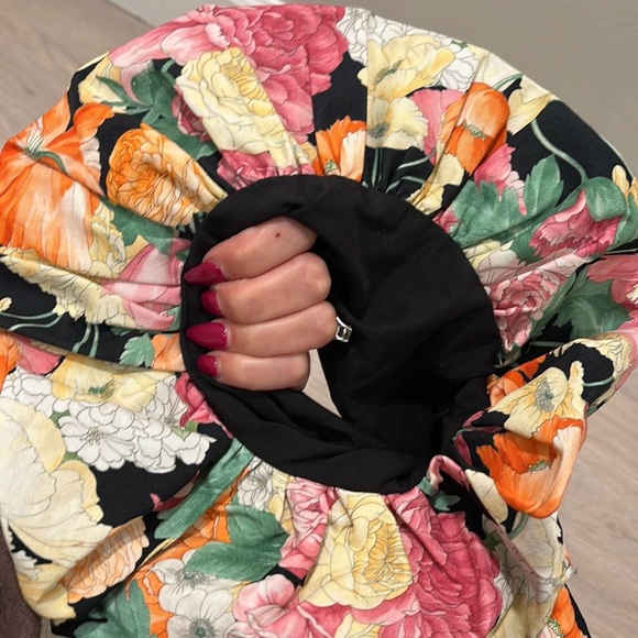 NWT ASOS EDITION LUXE curve EDITION Floral off shoulder puff sleeve dark floral - Picture 9 of 12